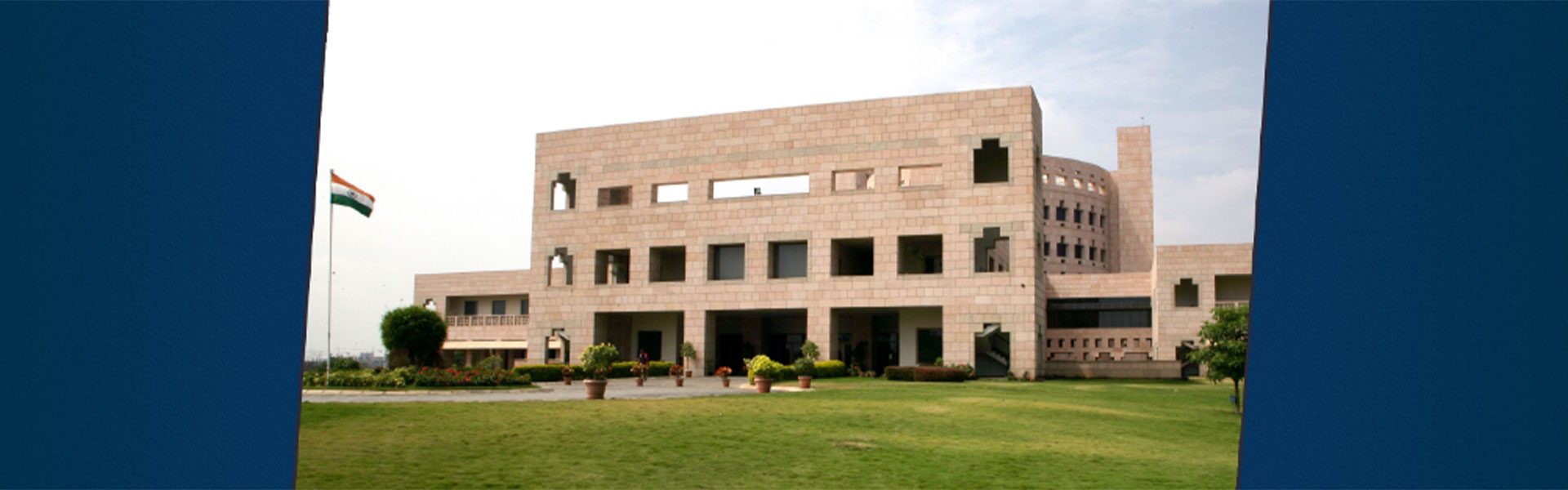 ISB Ranks above IIMs in Research According to Study