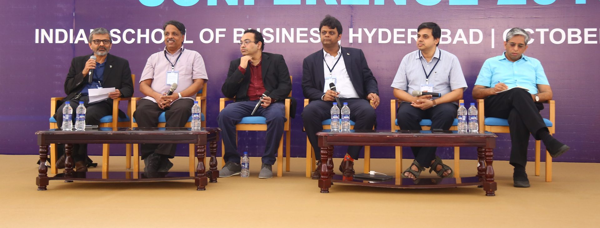 Digital Identity in The Age Of Aadhar: Is There a Contradiction?