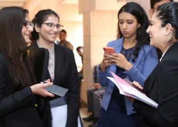 Record Compensation and Recruiters for ISB Students in An Economic Slowdown